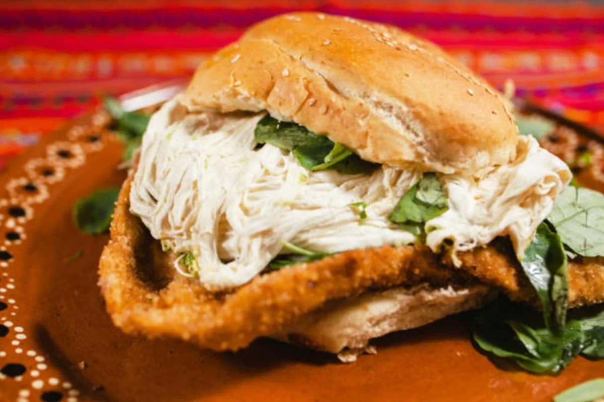 ¿Tienes antojo de una cemita poblana en CDMX?