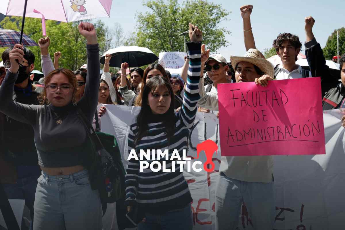 Alumnos de la BUAP en Puebla se van a paro en demanda de mejoras en servicios; toman instalaciones