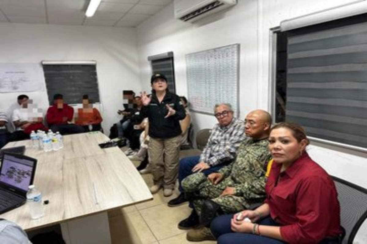 Exploran 264 metros en mina de El Rosario, Sinaloa, para rescate de trabajadores, pero no los hallan