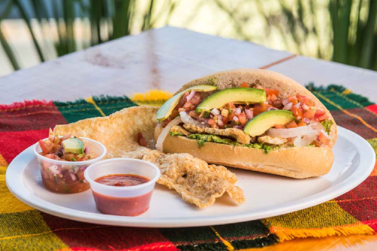 Feria de León 2025: ¿Dónde comer rico y barato en tu visita?