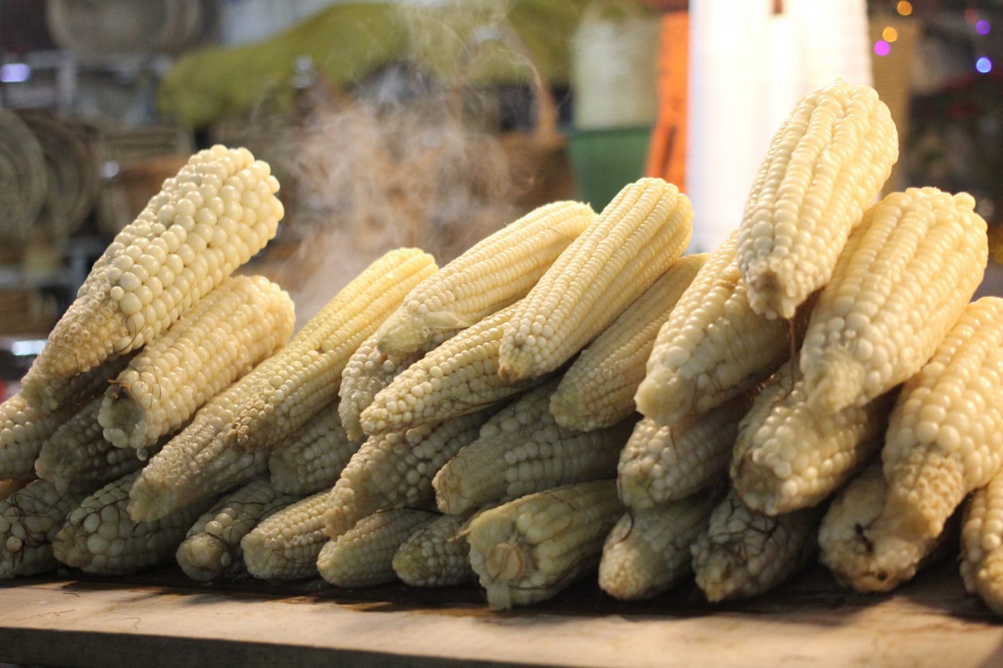 Esquites Estrada del Mercado de Jamaica: elotes en todo su esplendor