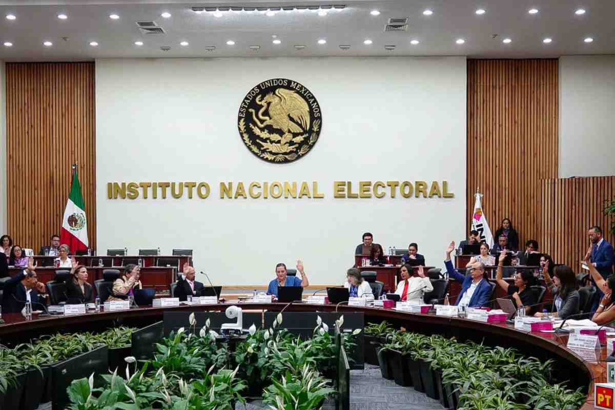 INE aprueba 660.9 mdp para gastos de campaña a candidatos presidenciales en 2024 