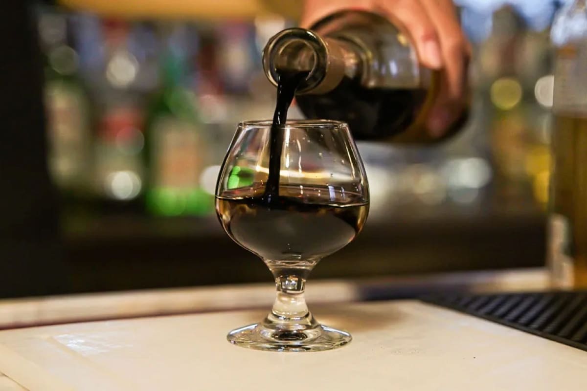 La Piedra, un remedio cantinero para quitar la cruda