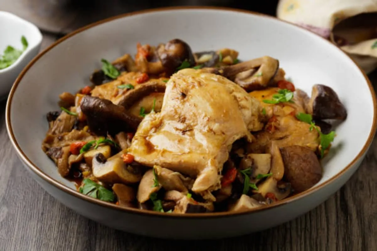 No pierdas la inspiración y prepara estas recetas de guisos con pollo 
