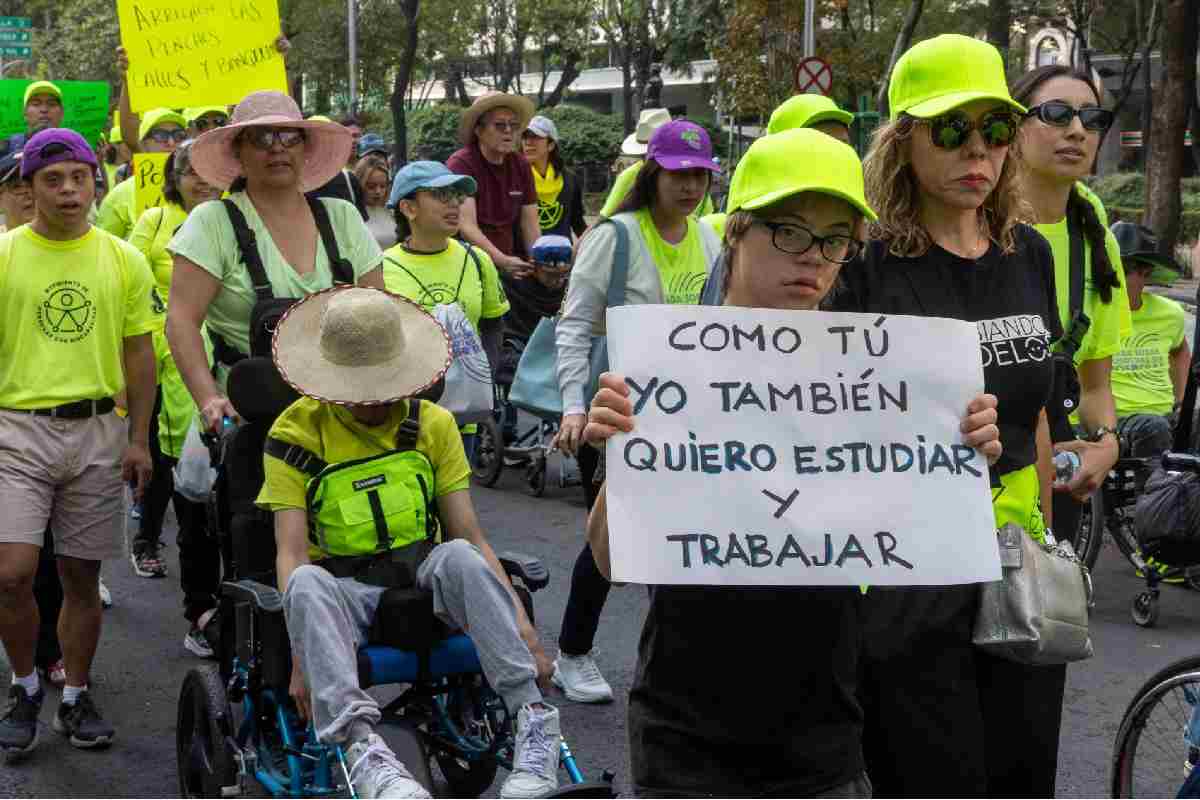 Ley de Cuidados en CDMX carece de apoyos para una vida independiente de personas con discapacidad, advierten organizaciones