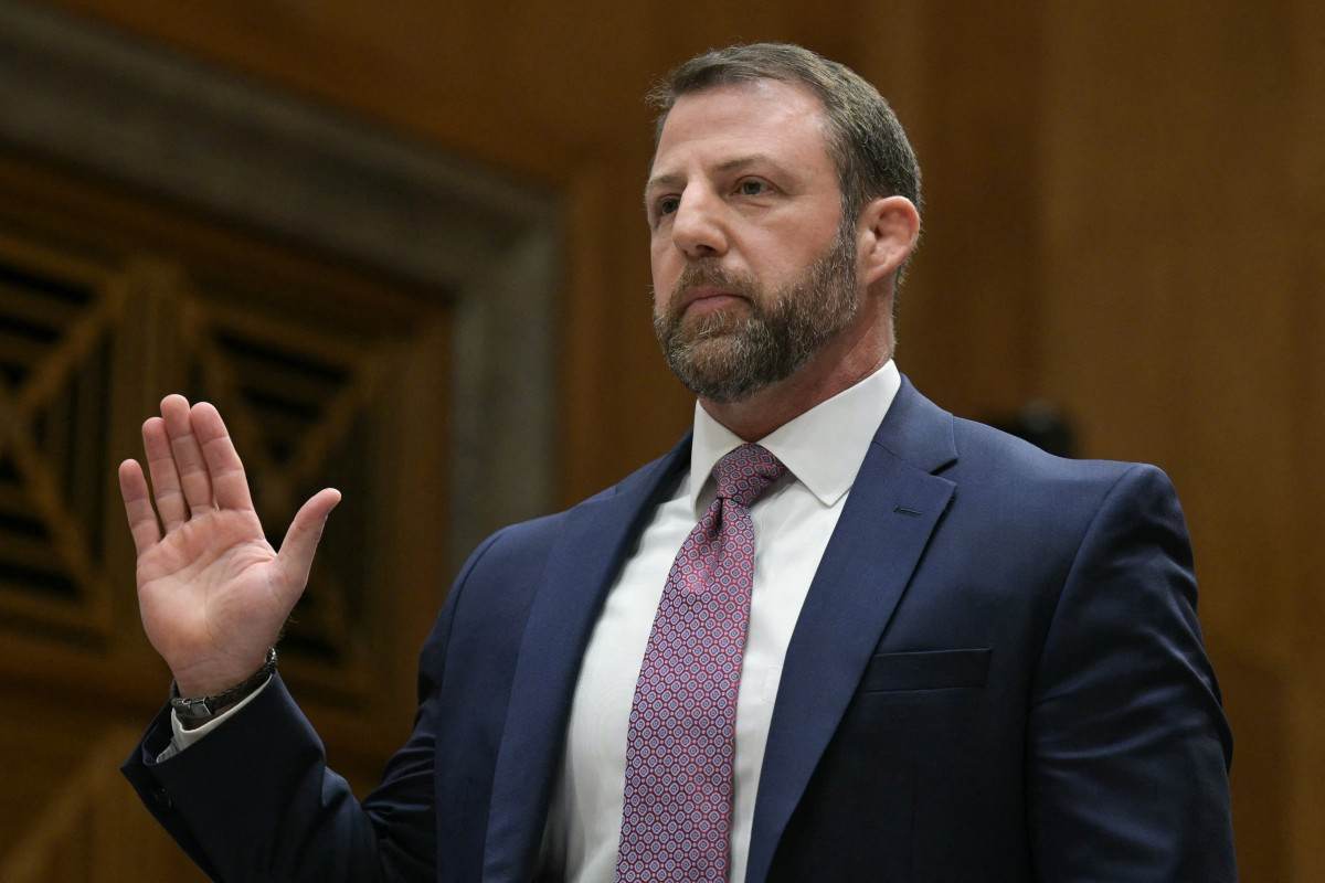 Senado confirma a Markwayne Mullin como secretario de Seguridad Nacional de Trump