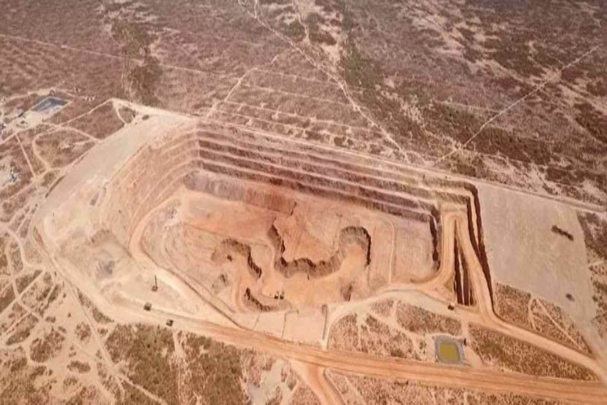 México rechaza fallo del T-MEC por amenazas laborales en mina Camino Rojo 