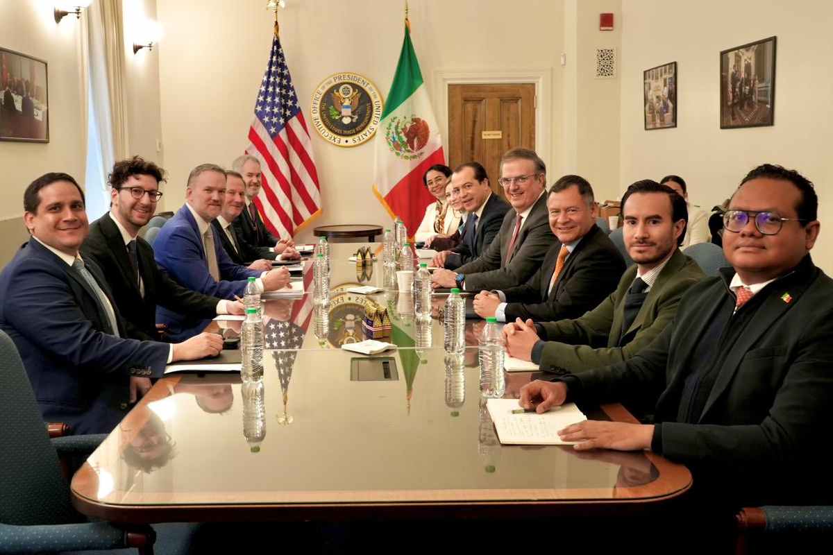 México inicia conversaciones con EU para la revisión del T-MEC