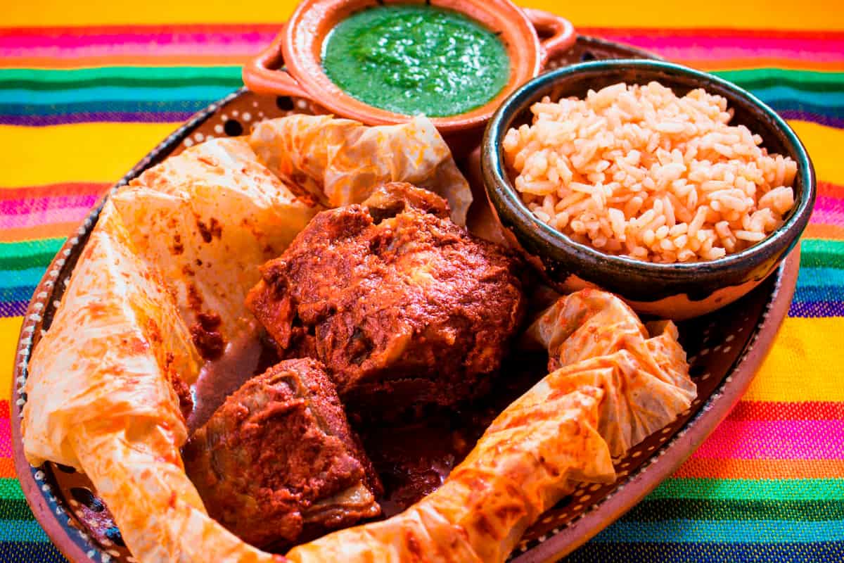 Mixiote de Conejo: receta típica mexicana. ¡Atrévete a prepararla! 