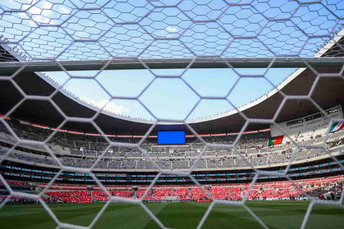 Muere aficionado en el estadio Azteca previo al juego México vs Portugal 