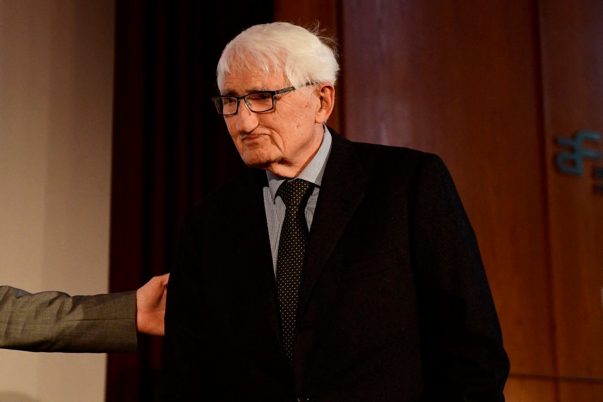 Muere el filósofo y sociólogo Jürgen Habermas, a los 96 años