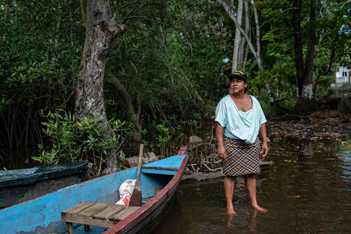 Mujeres del mar: las pescadoras de América Latina que sostienen la pesca y defienden ecosistemas 