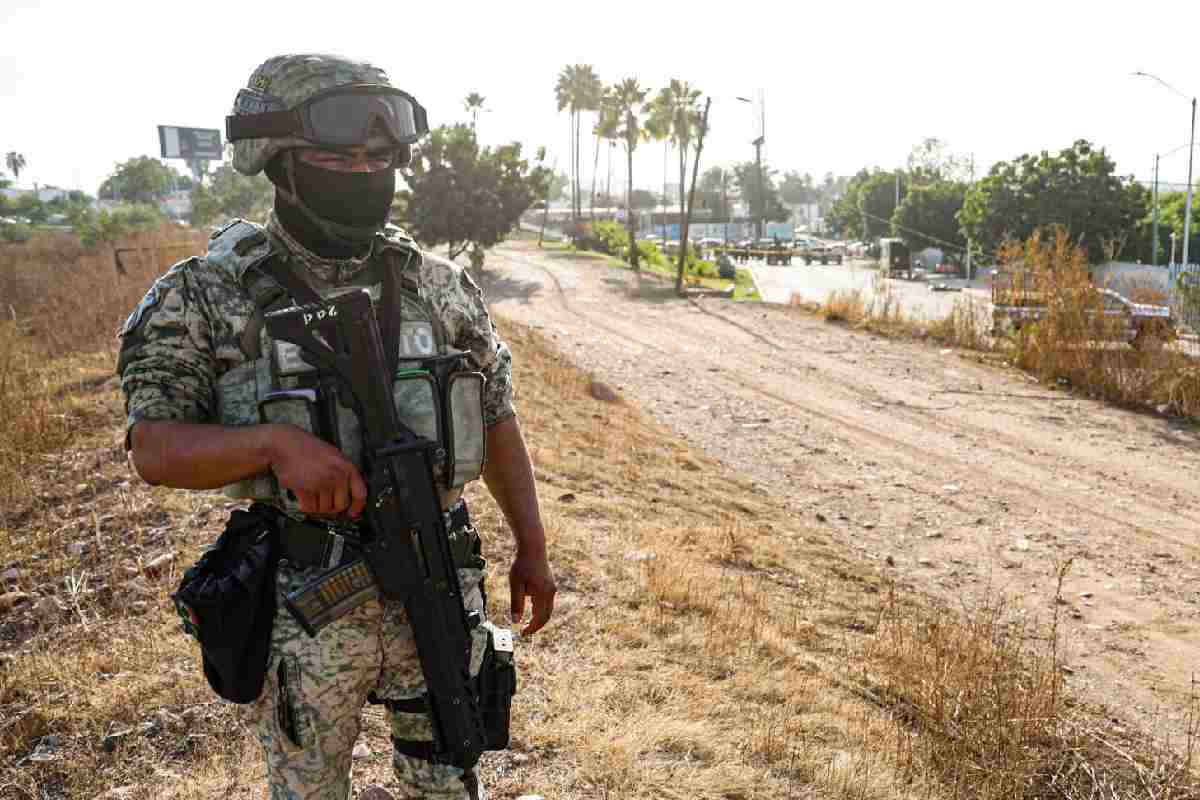 Abaten a 11 en operativo en Sinaloa; detienen a presunto integrante de "Los Mayos"