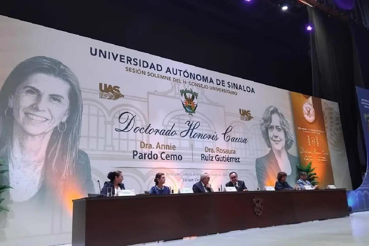 Otorgan Doctorado Honoris Causa a Annie Pardo, madre de la presidenta Claudia Sheinbaum