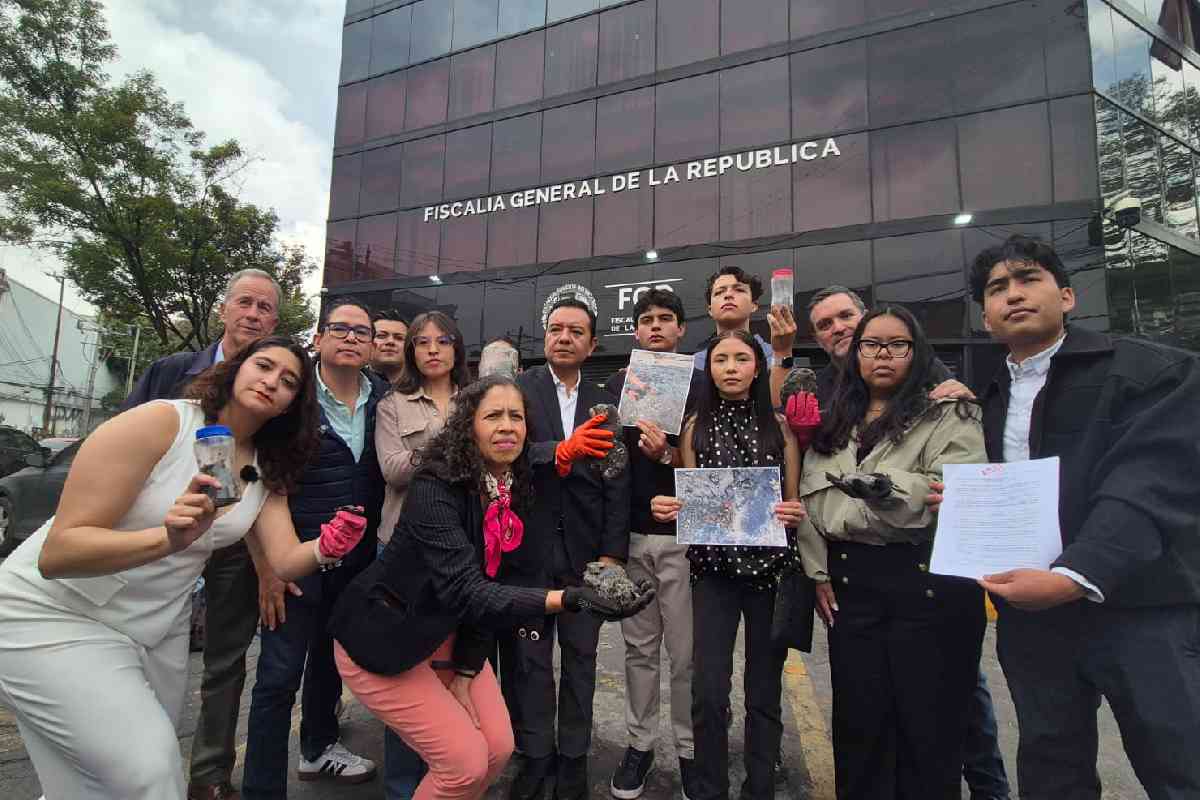 PAN denuncia derrame en el Golfo de México ante la FGR