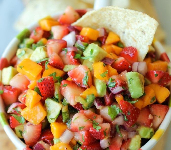 Pico de gallo tradicional y 3 versiones con fruta (deliciosas y frescas)