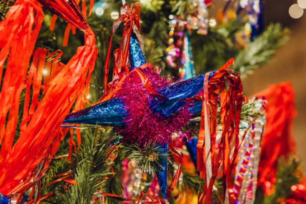 ¡Dale, dale, dale, no pierdas el tino!: ¿Qué significado tienen las piñatas mexicanas?