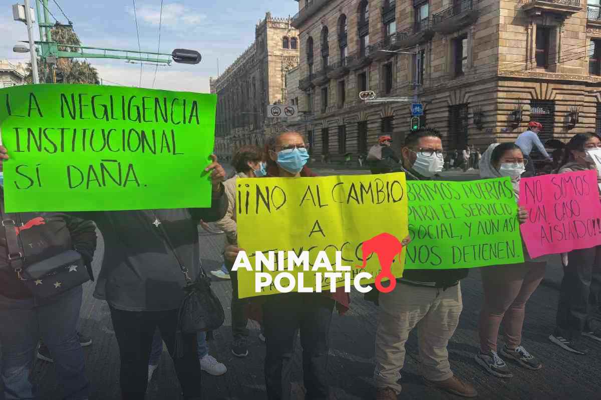 Estudiantes de Universidades del Bienestar protestan contra cambio de sede a Texcoco