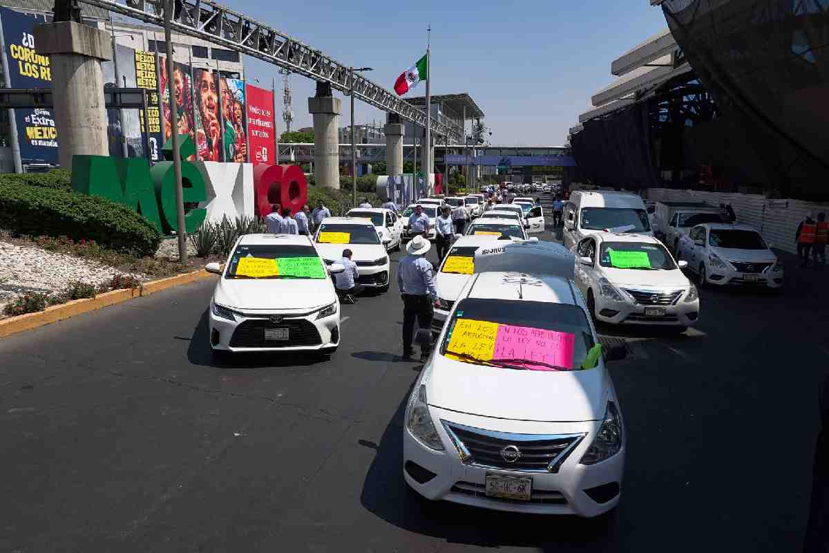 Protestas taxis aeropuertos aplicacion