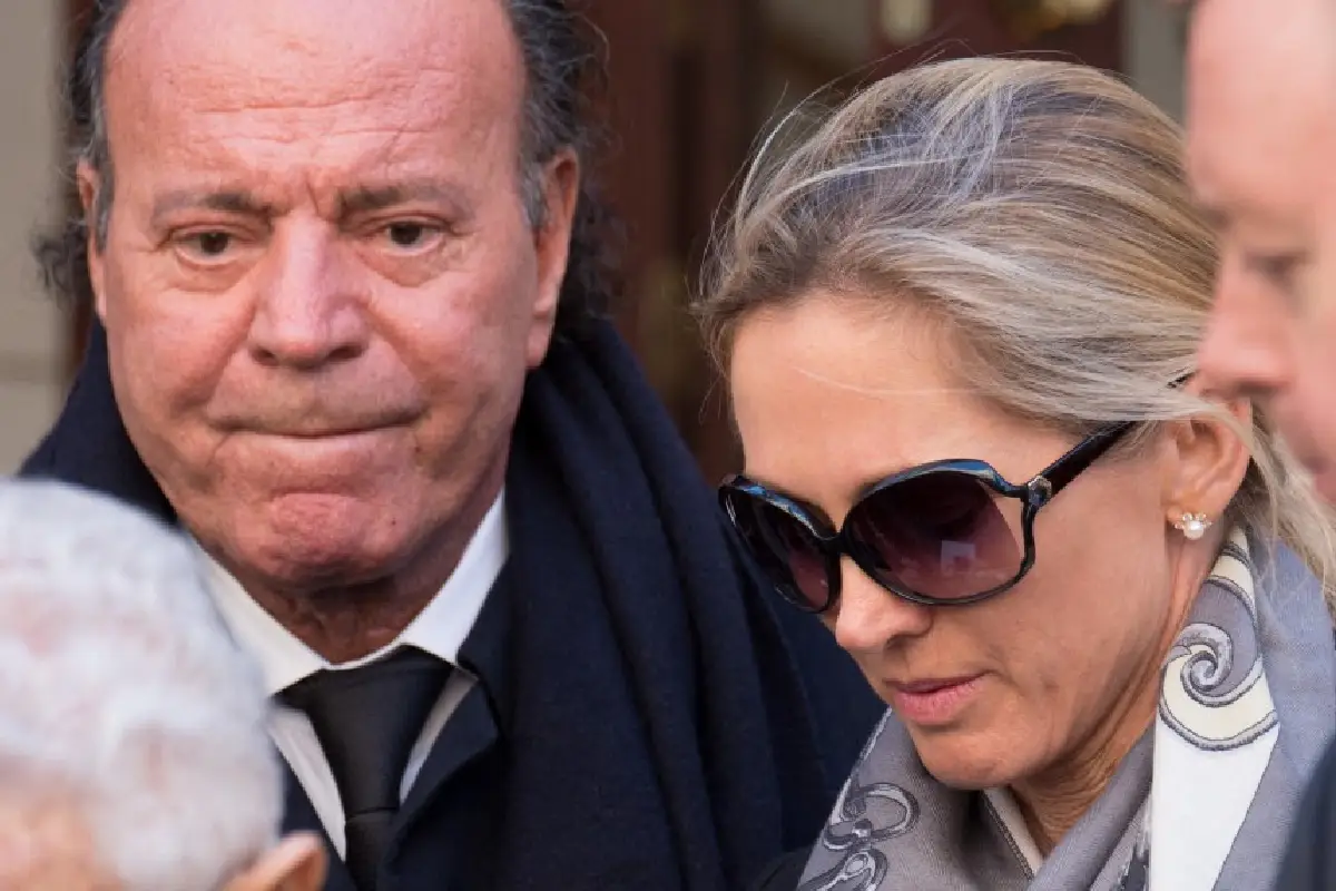 "A tu lado, siempre": Miranda Rijnsburger soporta Julio Iglesias pese a las graves denuncias