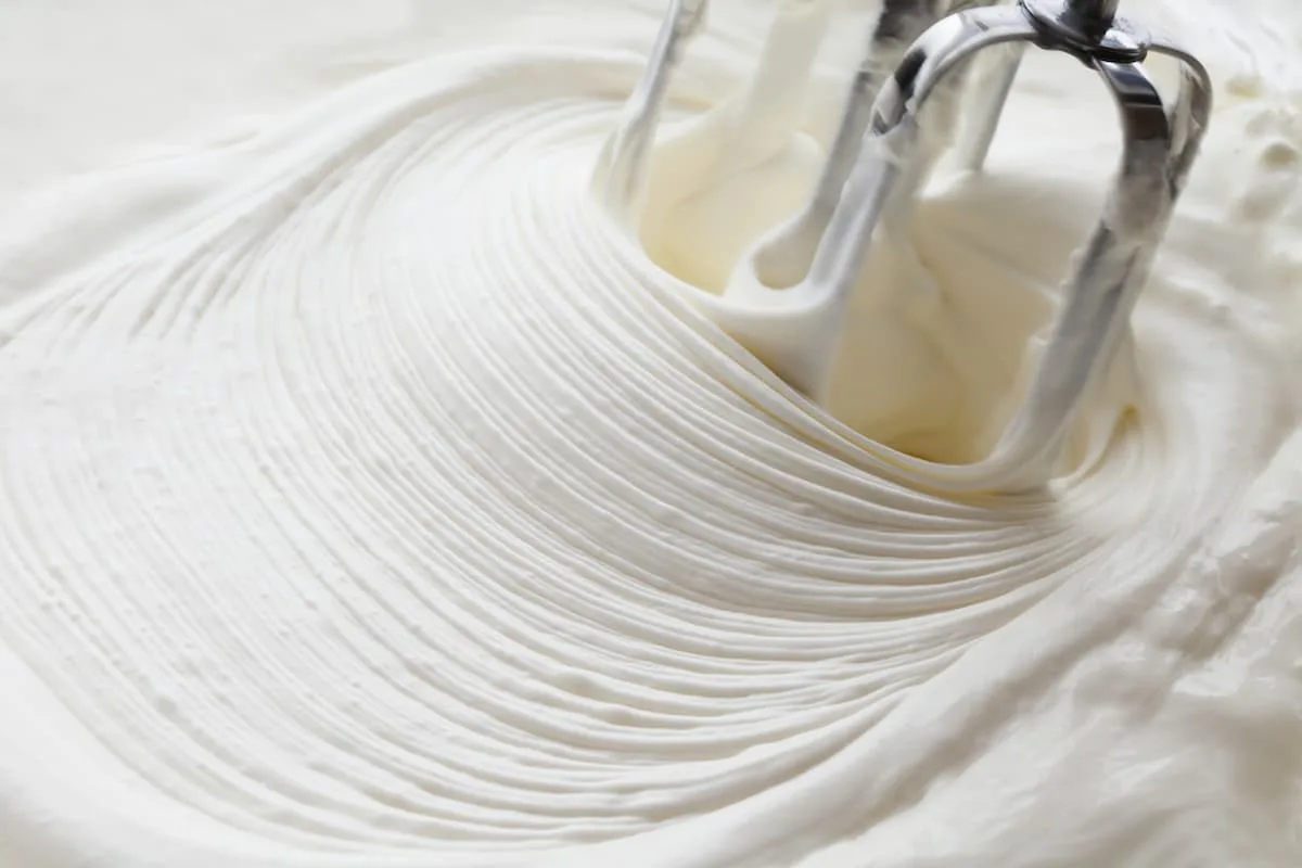 Qué es la nata montada: todo lo que tienes que saber