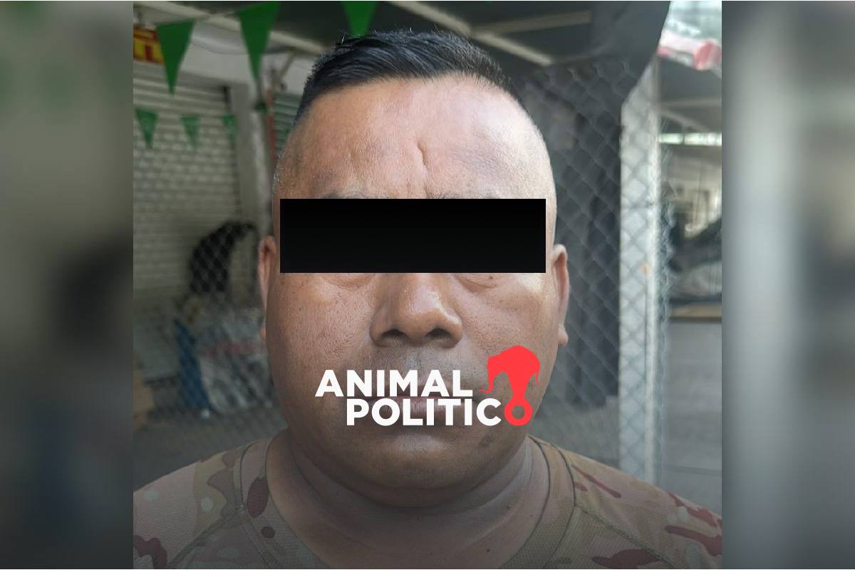 Detienen a Rey "N", expolicía presuntamente vinculado con la desaparición de los 43 normalistas