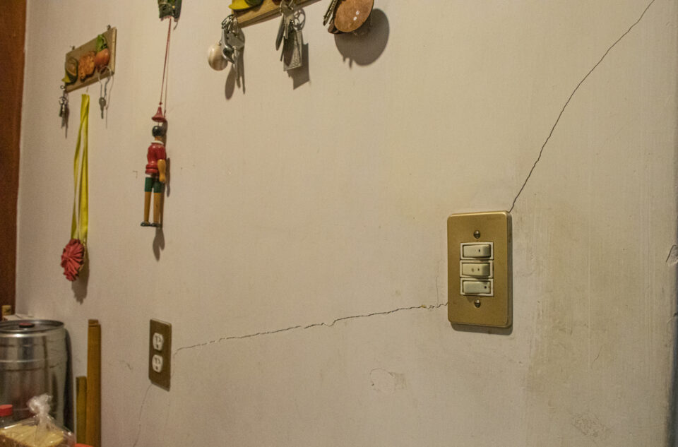 “Nadie vigila las construcciones”: historias exhiben casos de posible corrupción inmobiliaria