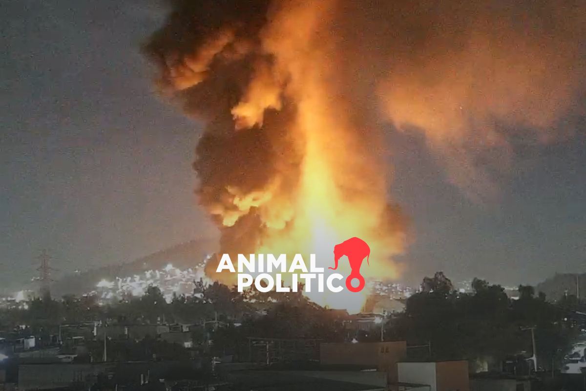 Se registra incendio en bodega de pinturas y solventes en Jardines de Xalostoc, Ecatepec