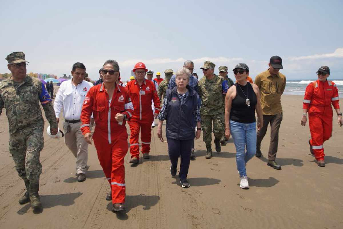 Semarnat descarta daños en Sistema Arrecifal de Veracruz; informe sobre derrame, este miércoles 