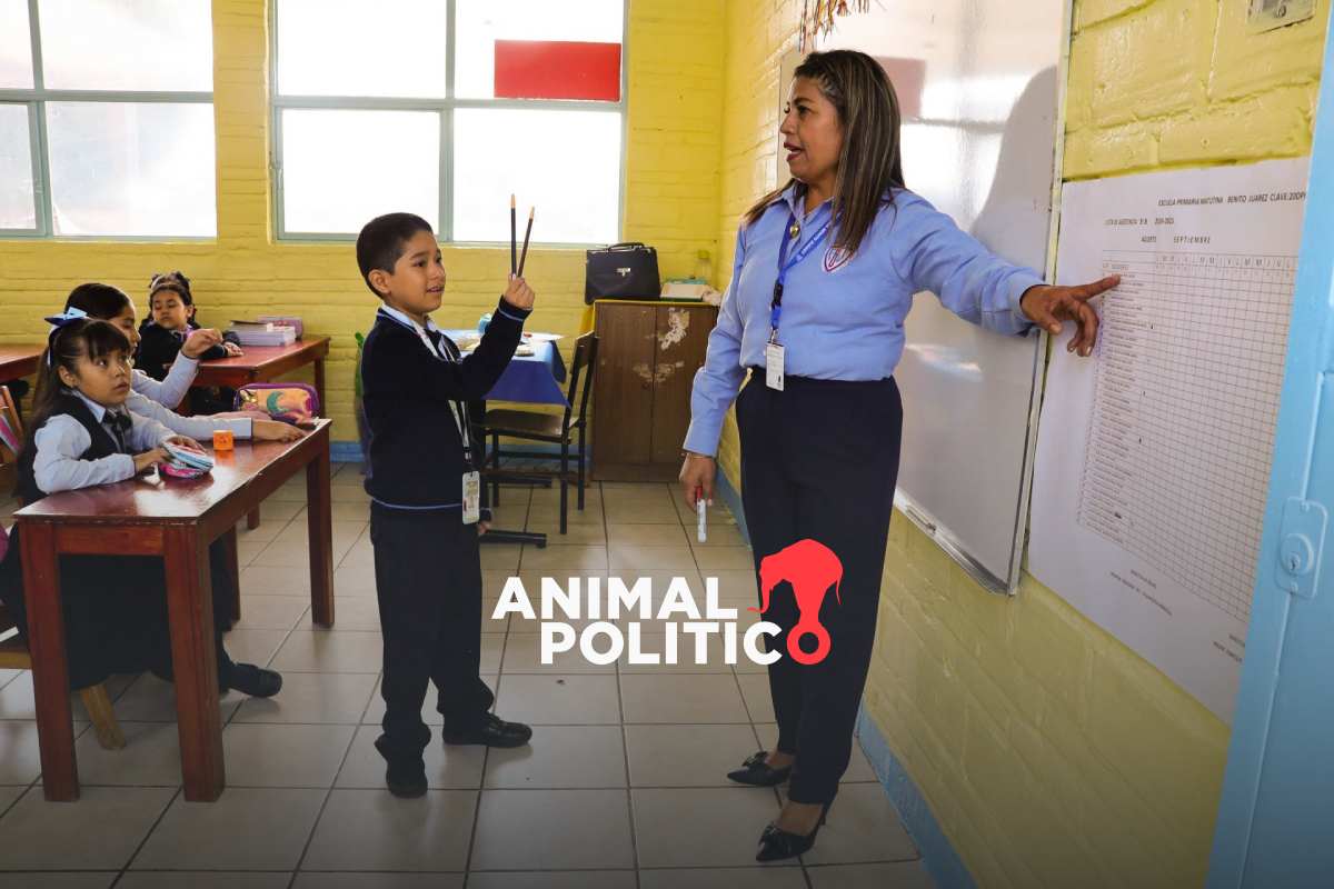 Sheinbaum anuncia aumento salarial de 9% para maestros y una semana adicional de vacaciones 