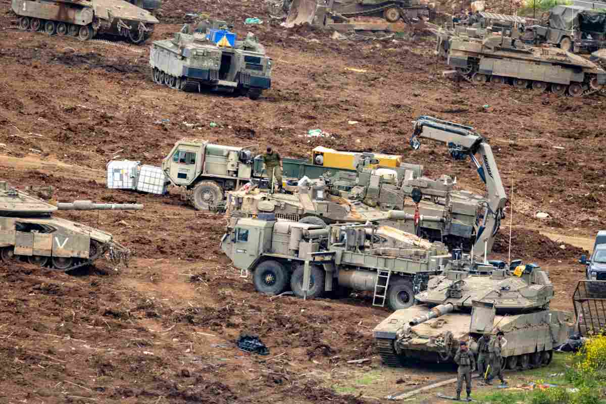 Soldados de Israel cerca de la frontera de Líbano