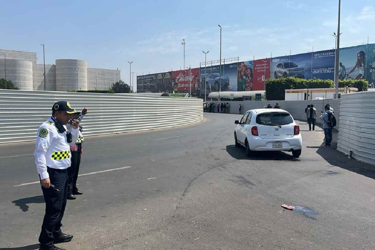 Terminal 2 AICM liberada de manifestantes