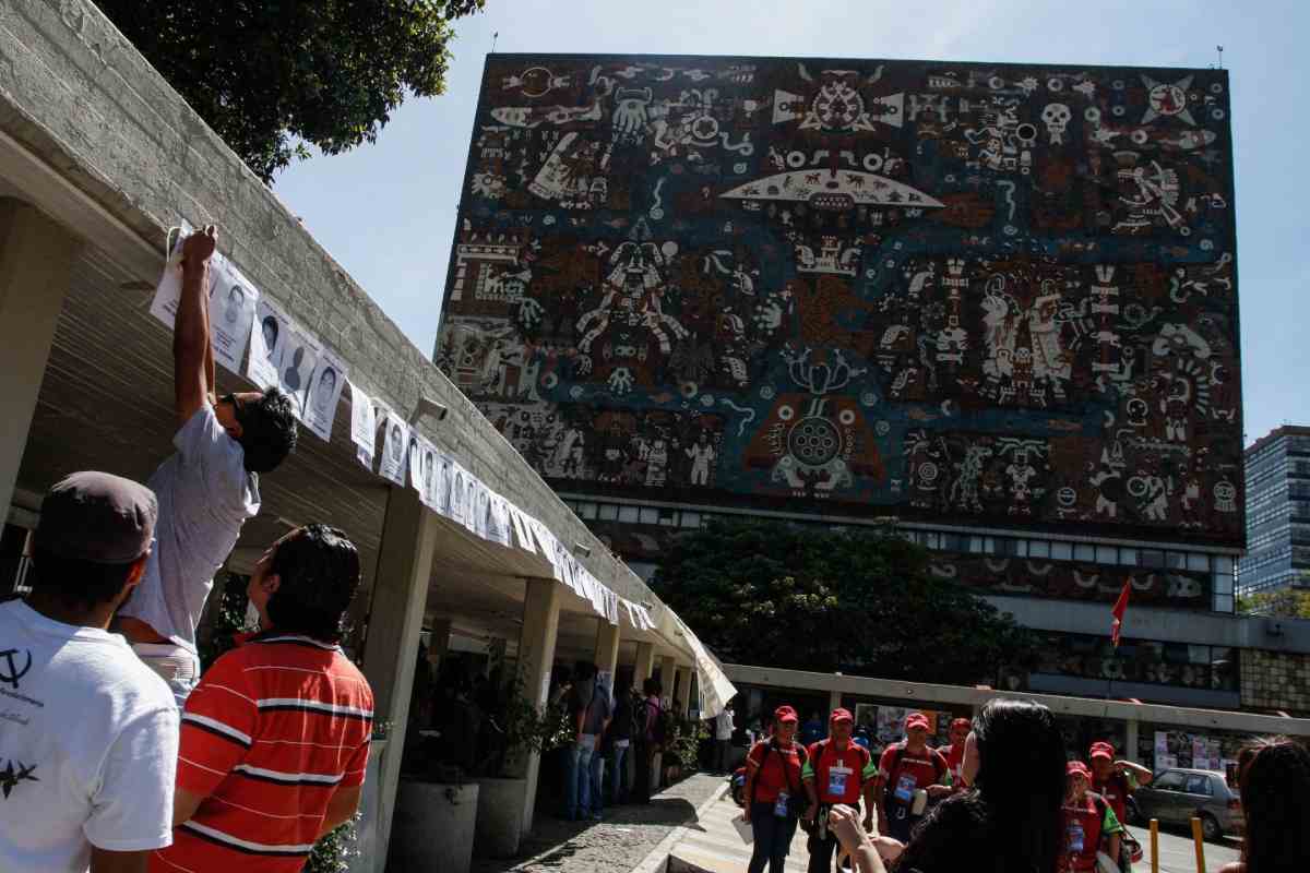 Escuelas de la UNAM anuncian paro de labores por noveno aniversario del caso Ayotzinapa