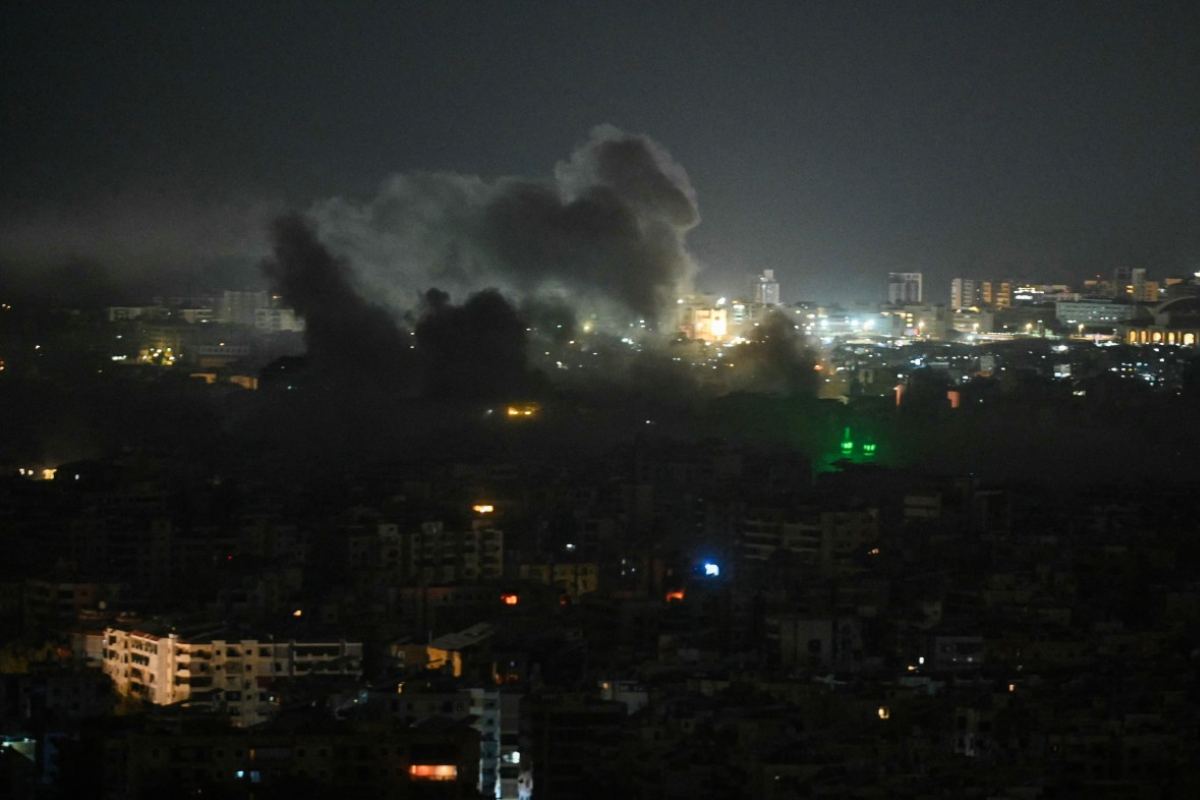 Un muerto en ataque a petroleros frente a Irak; sigue búsqueda de _desaparecidos_