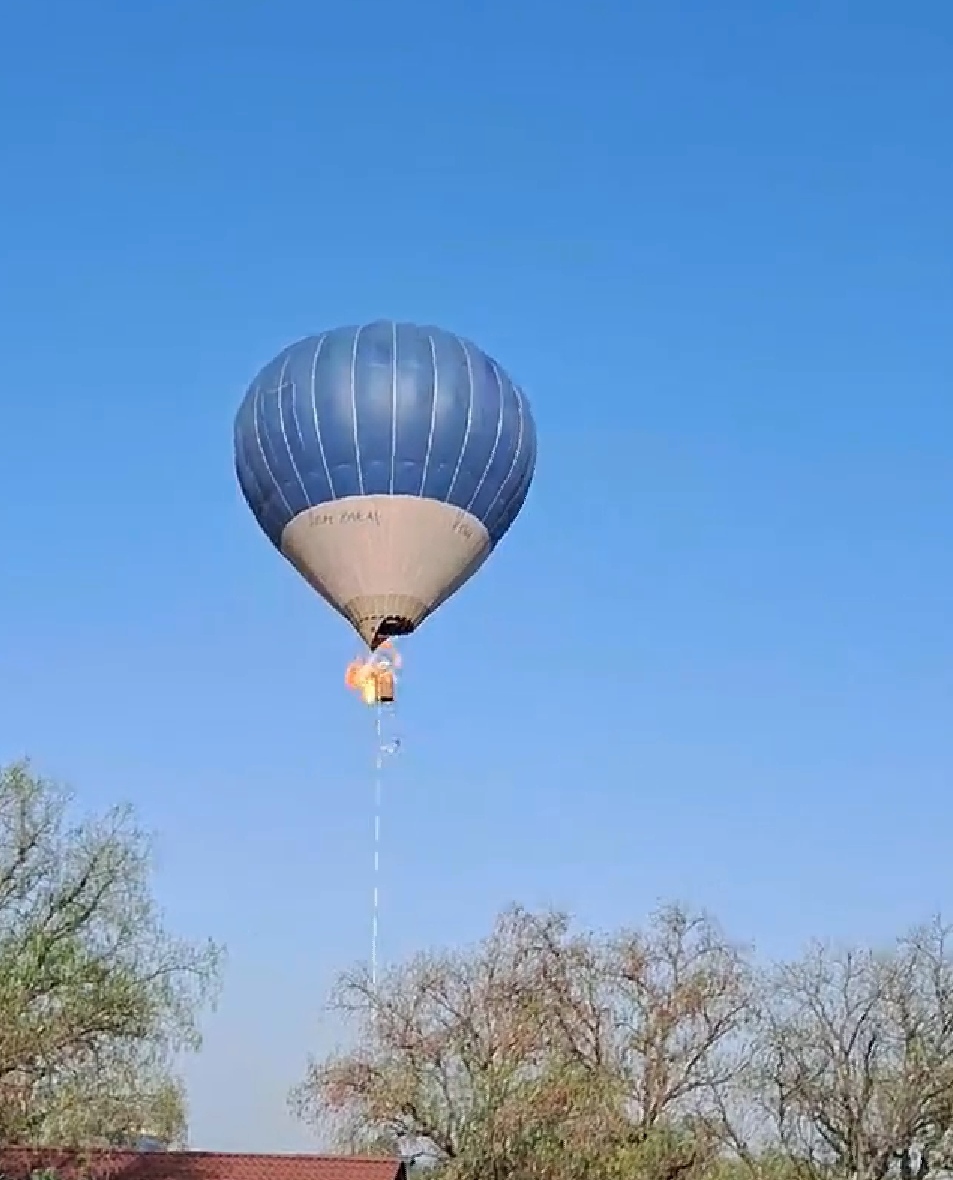 Reportan dos muertos tras incendio y caída de globo aerostático en Teotihuacán