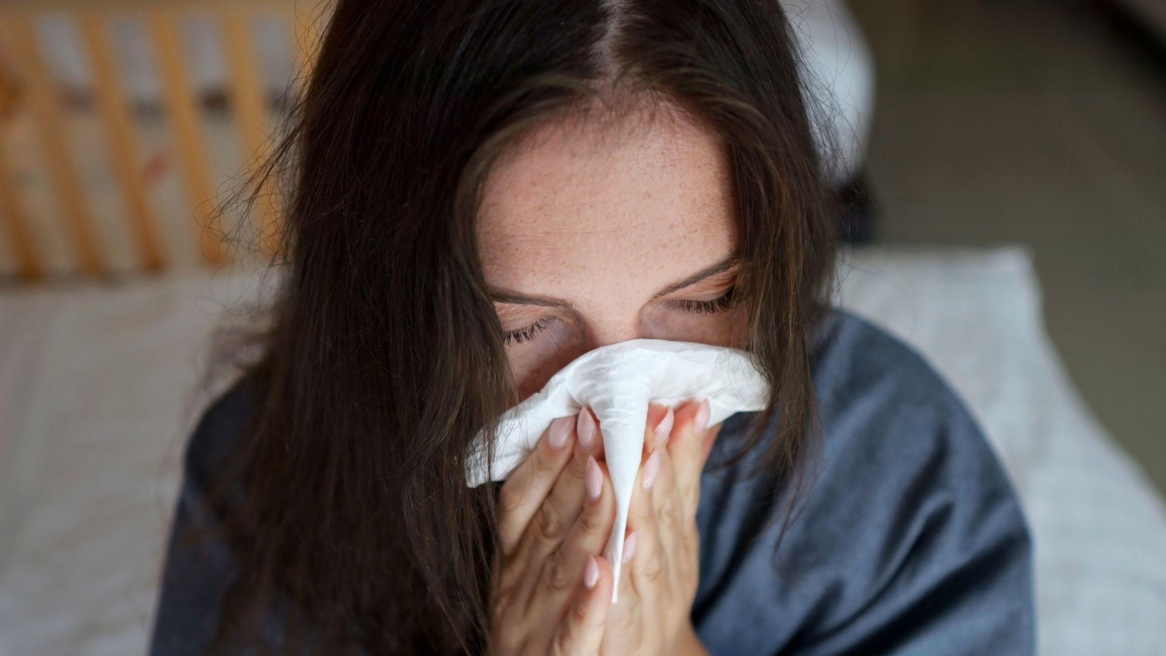 ¿Qué dicen los mocos sobre tu salud? Esto significan sus colores