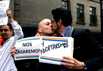 Las parejas gay <br>más reconocidas de México