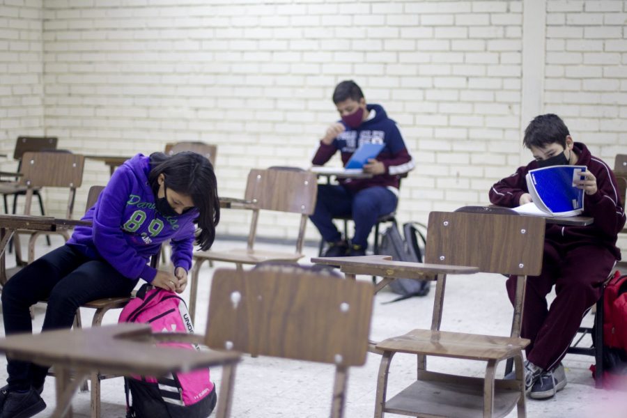Tras pandemia, 520 mil alumnos dejaron la escuela: Informe de Gobierno