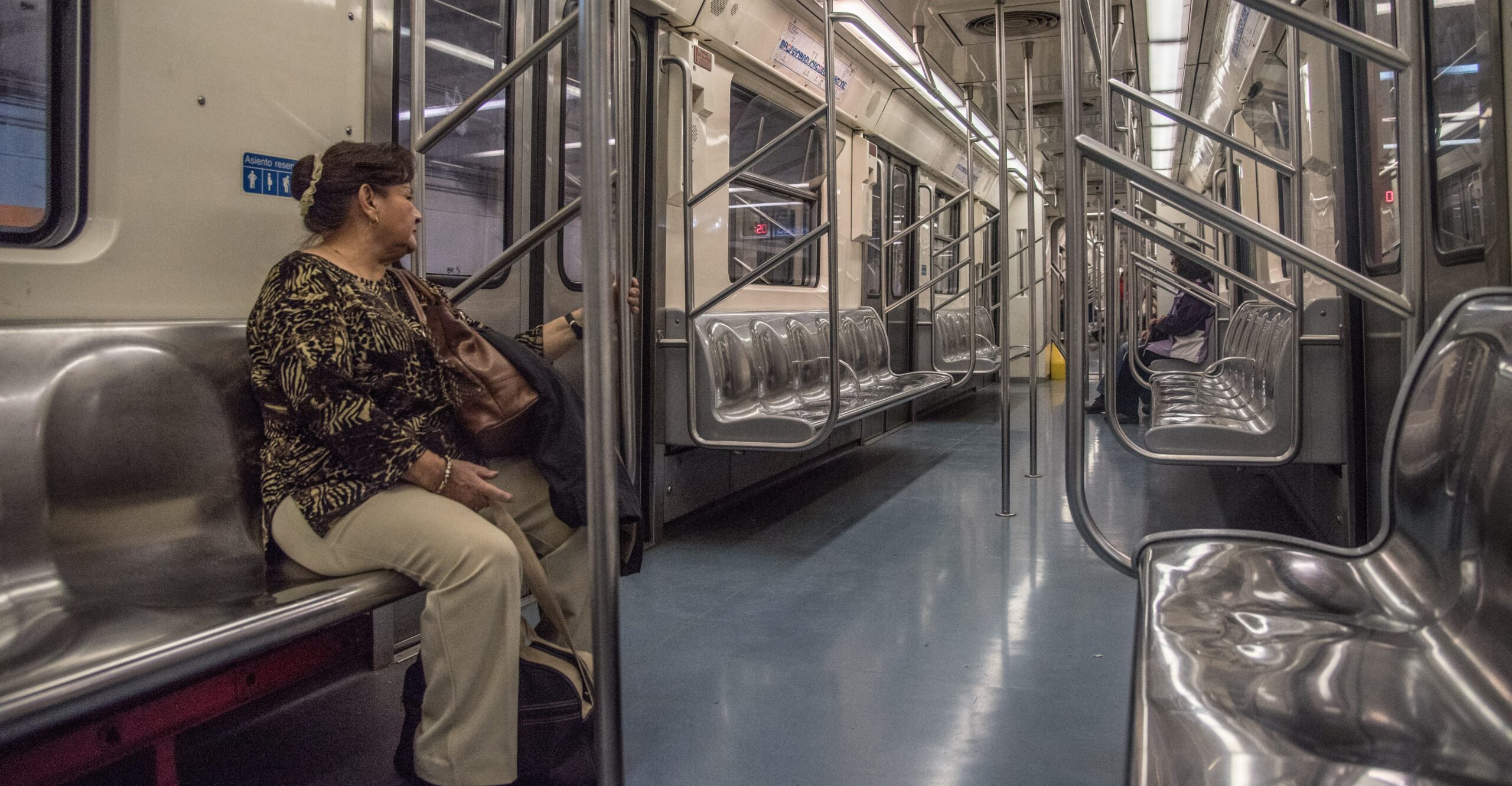 Usuarias del metro denuncian intentos de secuestro; autoridades piden hacer las denuncias de manera oficial