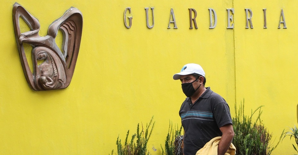 IMSS busca presupuesto para enfrentar COVID y garantizar medicinas en 2021
