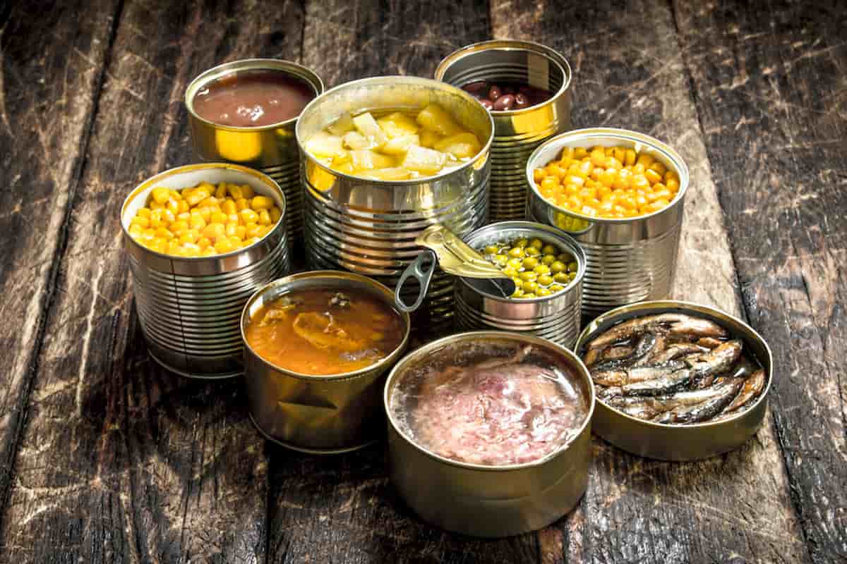 ¿Cómo guardar alimentos enlatados una vez abiertos? 