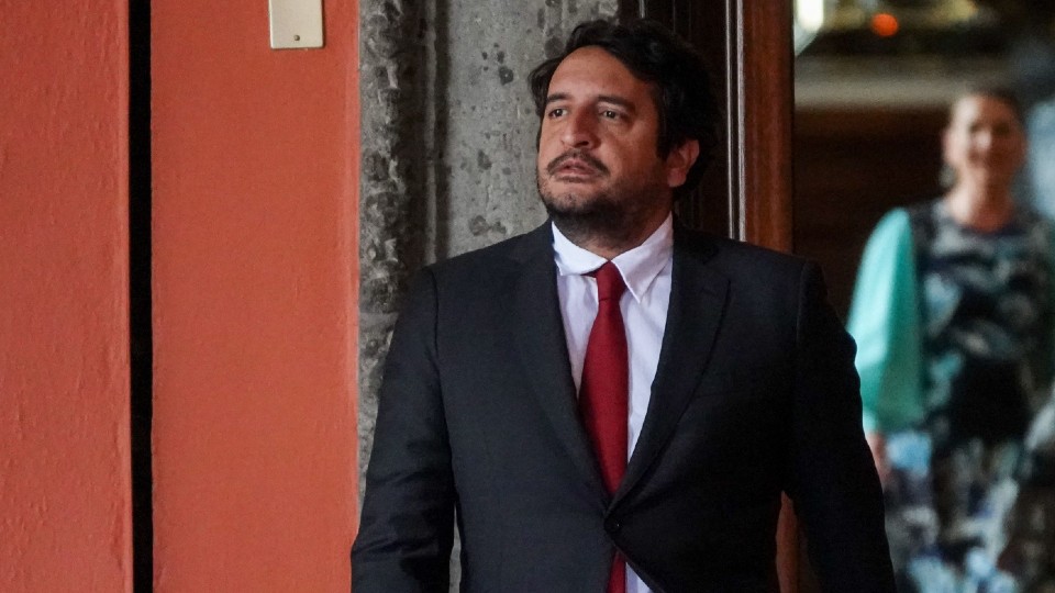 Amigos del hijo de AMLO obtiene contratos millonarios del gobierno federal: Latinus 