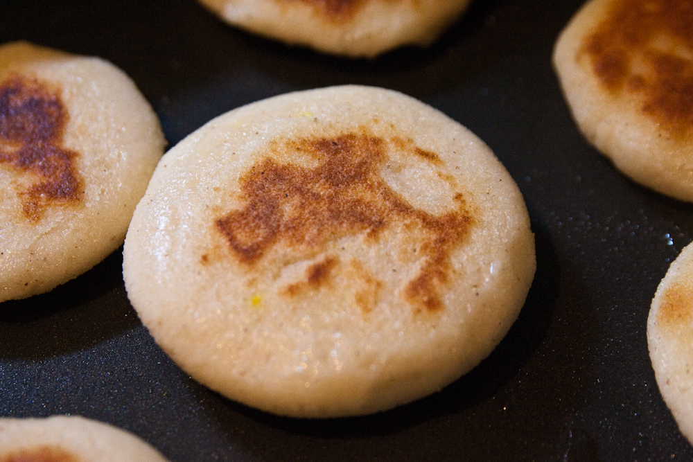 Las deliciosas arepas colombianas y tres formas de comerlas