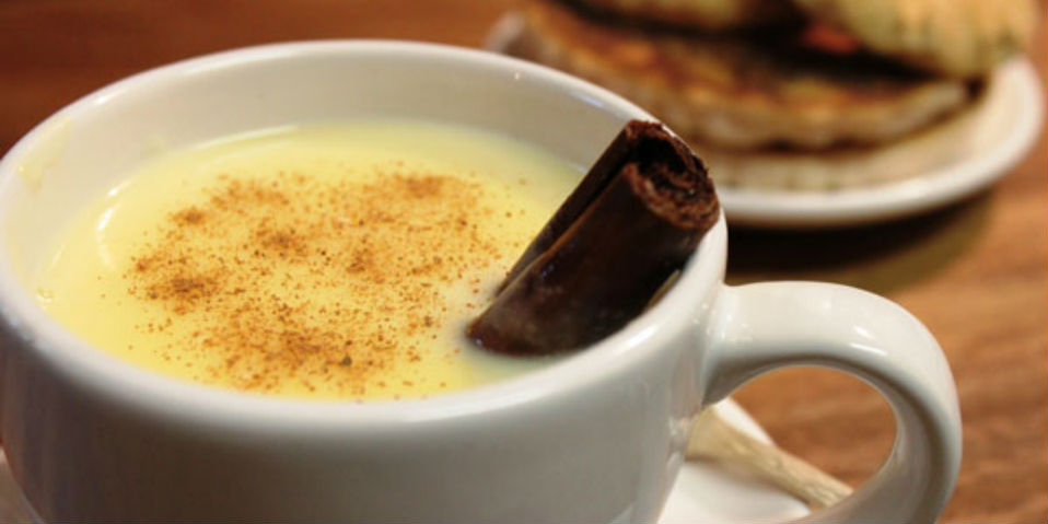 Receta: Atole de avena nutritivo, sustancioso y reconfortante