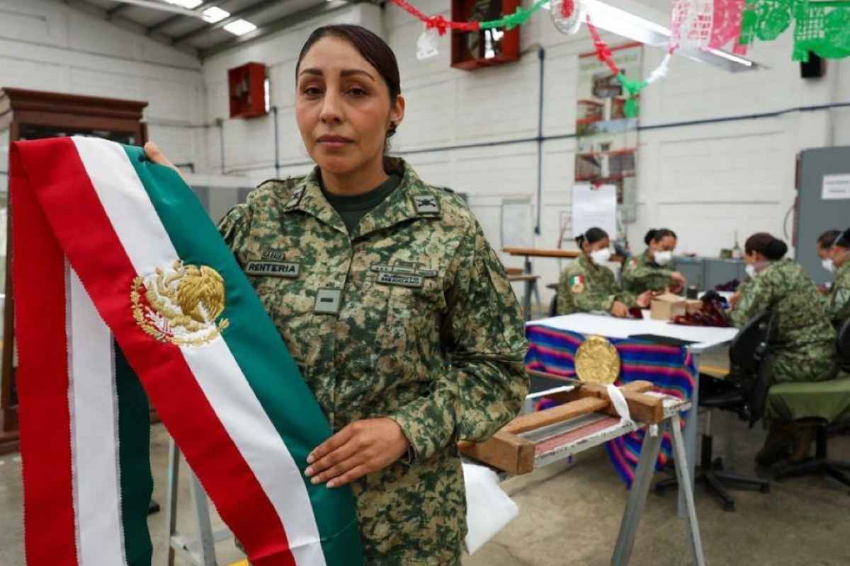 ¿Qué significa la Banda Presidencial de México que usará Claudia Sheinbaum en la toma de protesta?