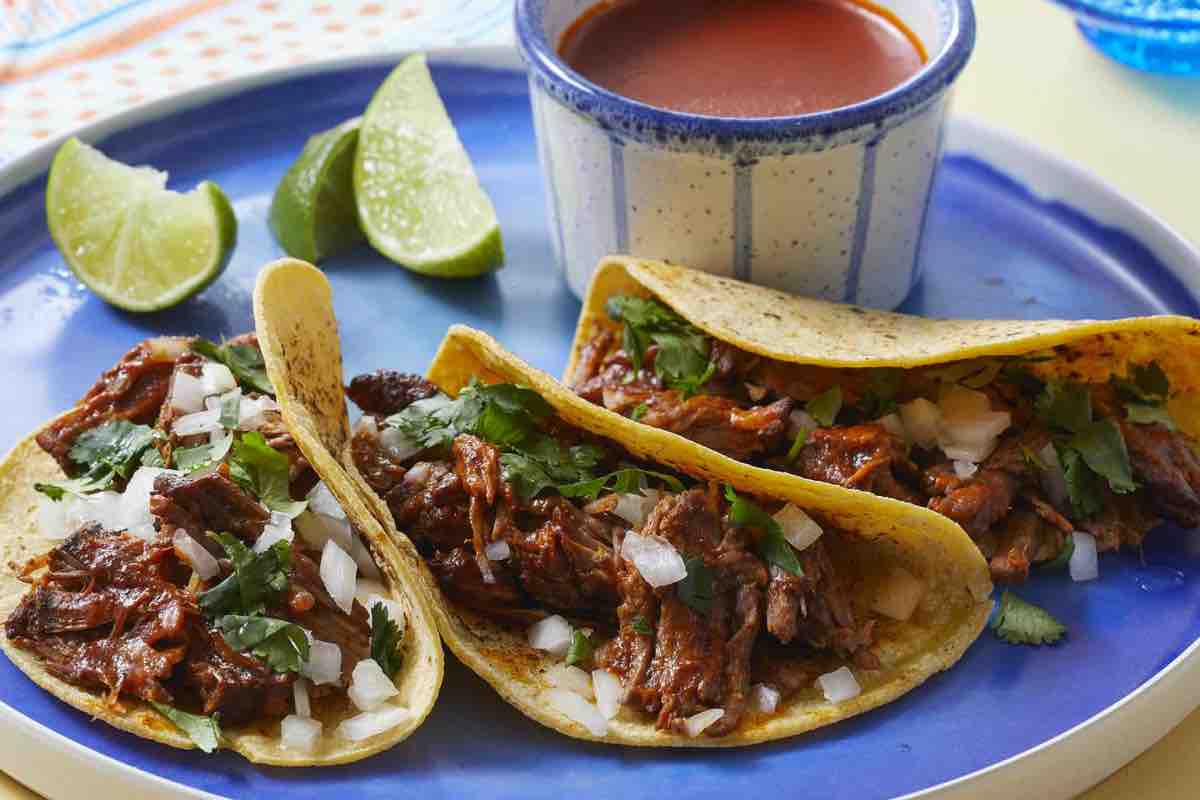 Cómo hacer barbacoa de res con consomé