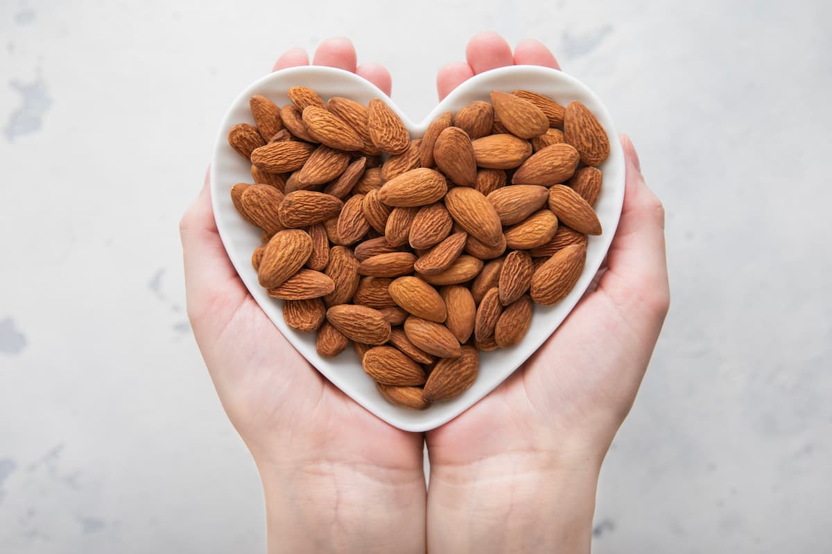 10 beneficios de la almendra por los que querrás integrarlas a tu vida