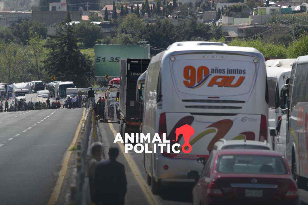 Ejidatarios levantan bloqueo en la autopista México-Puebla tras acuerdo con autoridades 