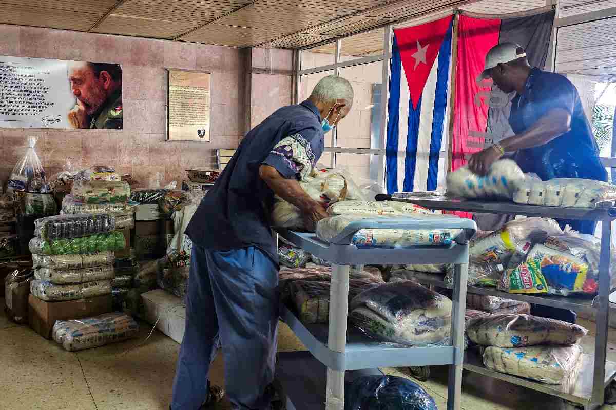 Activan operativo de búsqueda por desaparición de dos embarcaciones mexicanas que llevaban ayuda humanitaria a Cuba