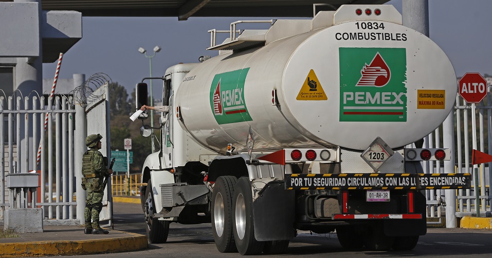 General acusado de huachicoleo negoció la compra de un software de espionaje para Pemex: MCCI